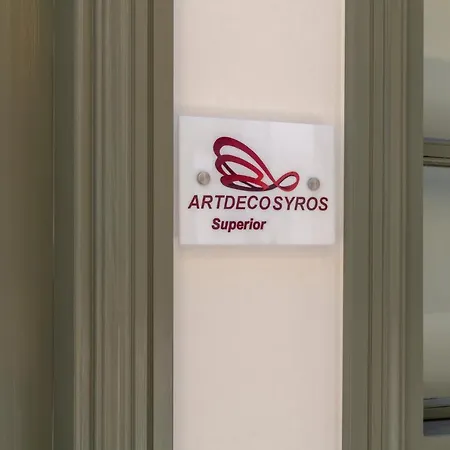 Artdecosyros Superior Holiday home *