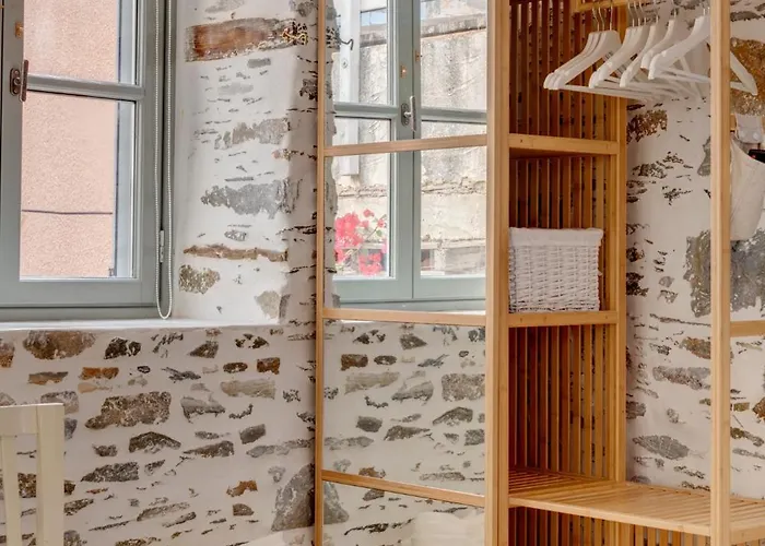 بيت للعطل Artdecosyros Superior *