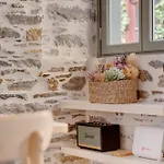 Дом отдыха Artdecosyros Superior Ано-Сирос