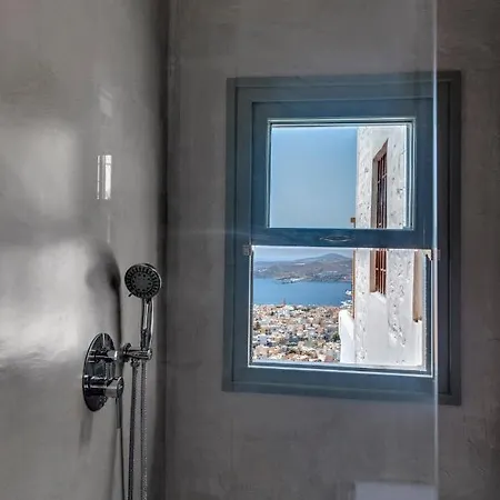 Hébergement de vacances Artdecosyros Superior *