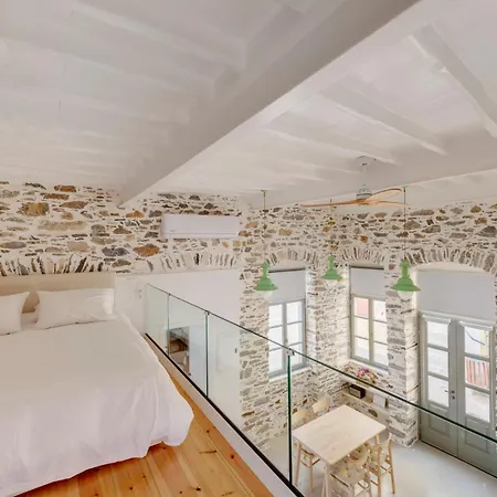 Artdecosyros Superior Hébergement de vacances Áno Sýros